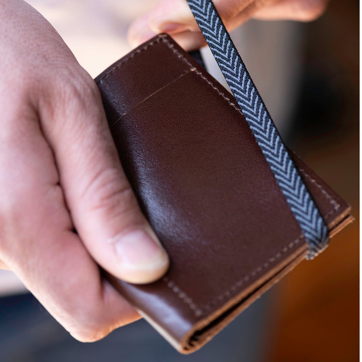 The Original | Wine color leather wallet | Striped elastic strap