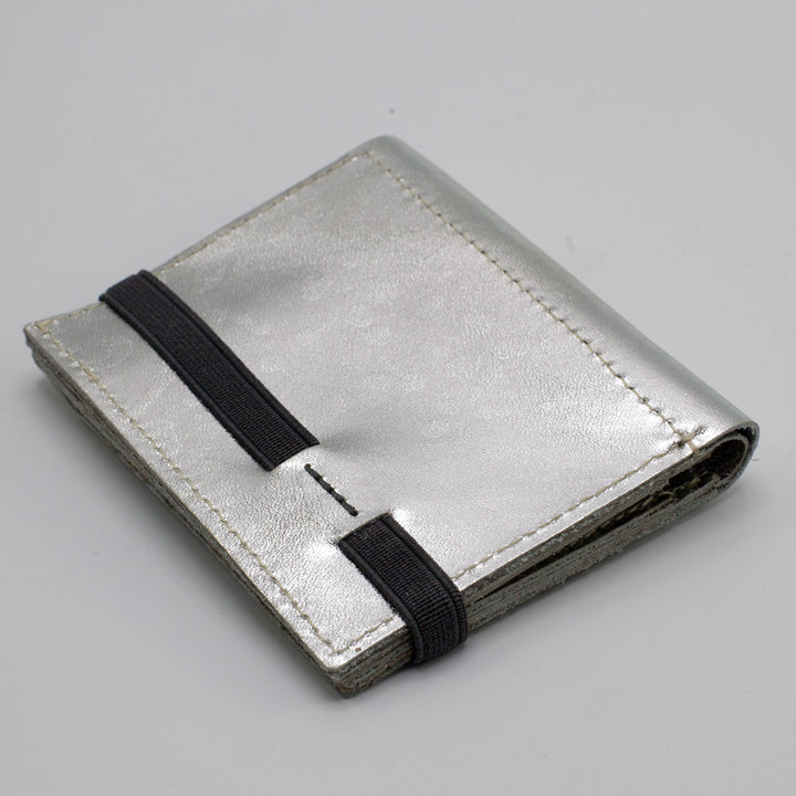 Zippers | Silver shiny leather wallet | Gray rubber band